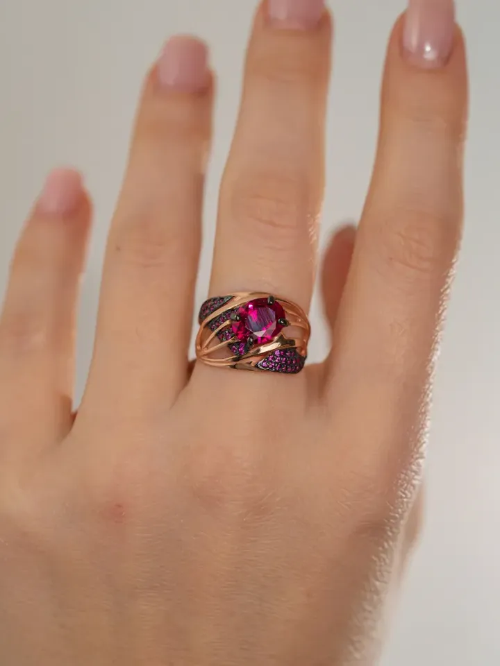 Ring Silver gold plated 925 assay value with corundum and ruby