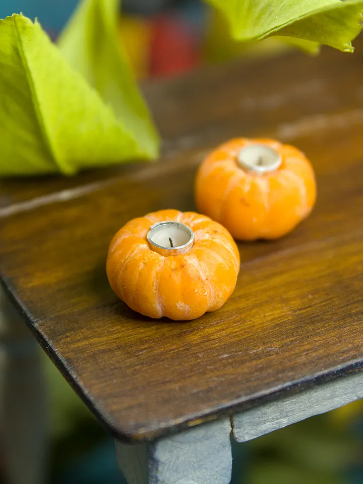 TUTORIAL Miniature candles in pumpkins with polymer clay