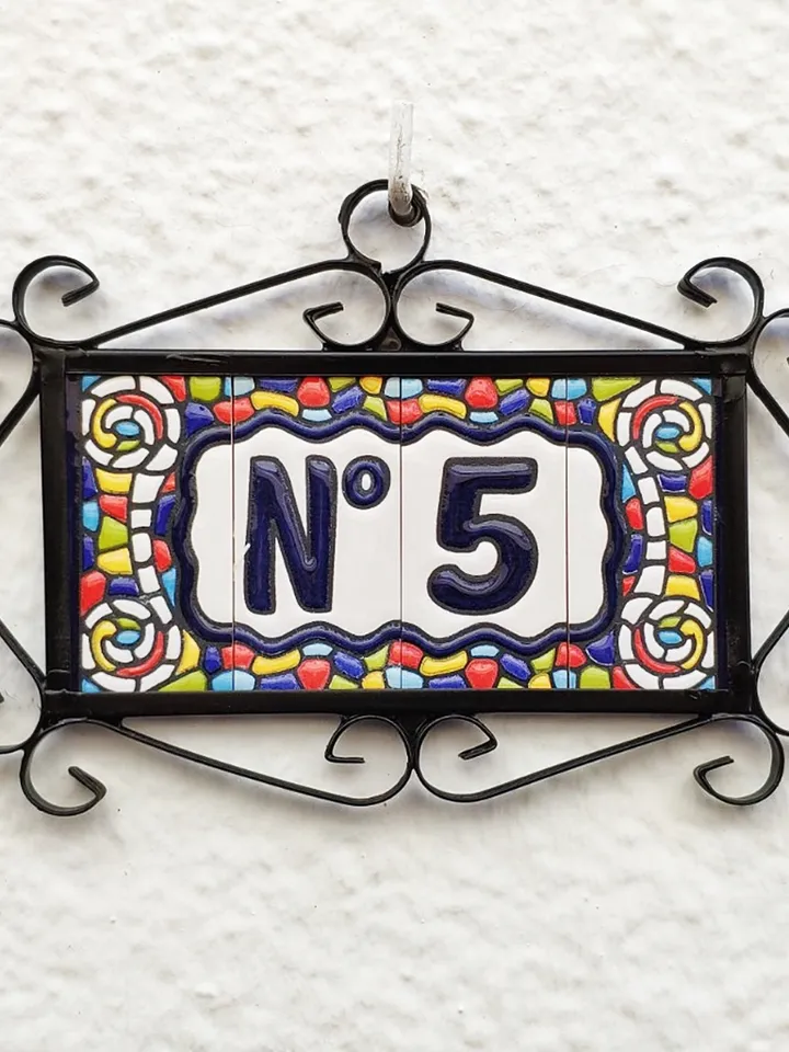 Ceramic letters and numbers 7.5cm. (3") for the wall - Hand-glazed in Spain - "GAUDI-mini" models - Ceramic letters number -