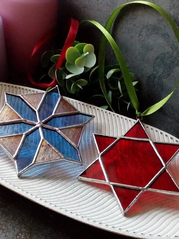 Set of 2 snowflake suncatchers, christmas ornaments, simple stained glass, Christmas decorations, Xmas tree star