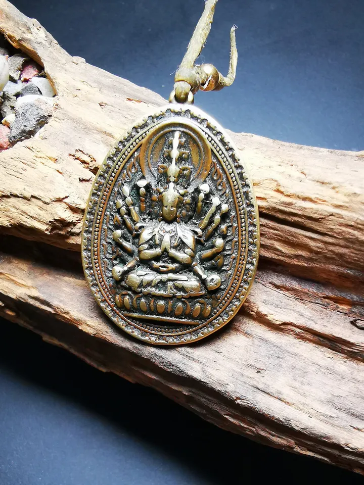 Gandhanra Antique Tibetan Buddhist Protective Pendant,Double Sided Avalokitesvara Amulet,Padmapani,Kuanyin Pendant,Made of Brass