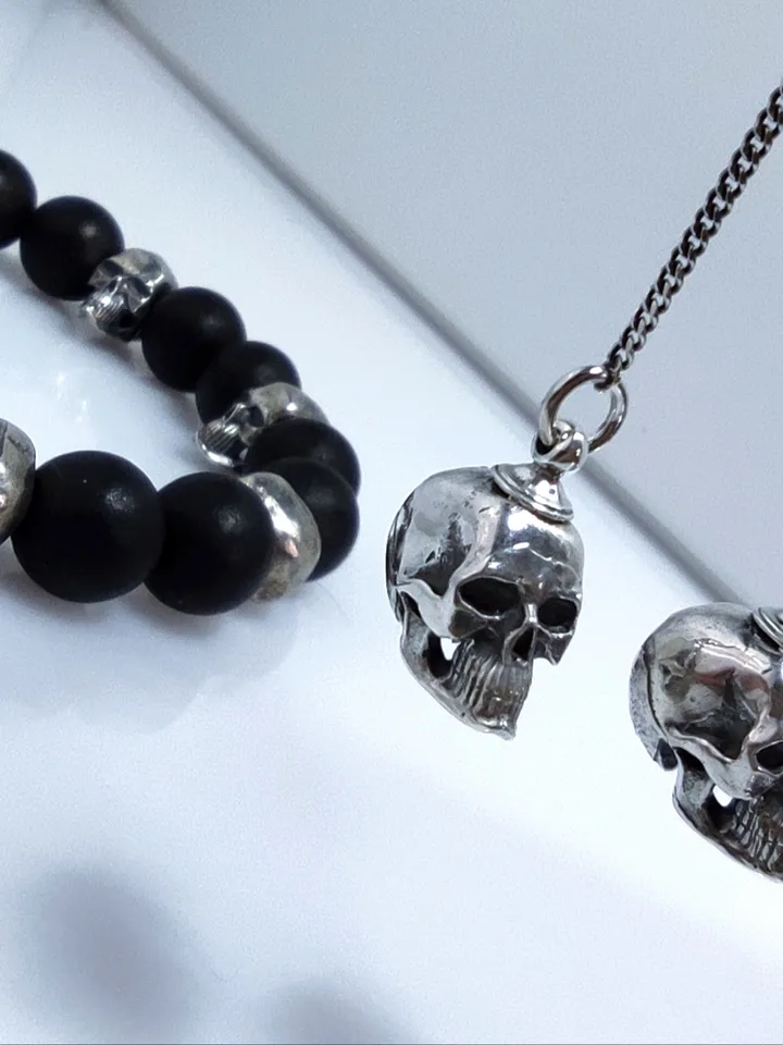 Long Dangling Earrings - Skulls