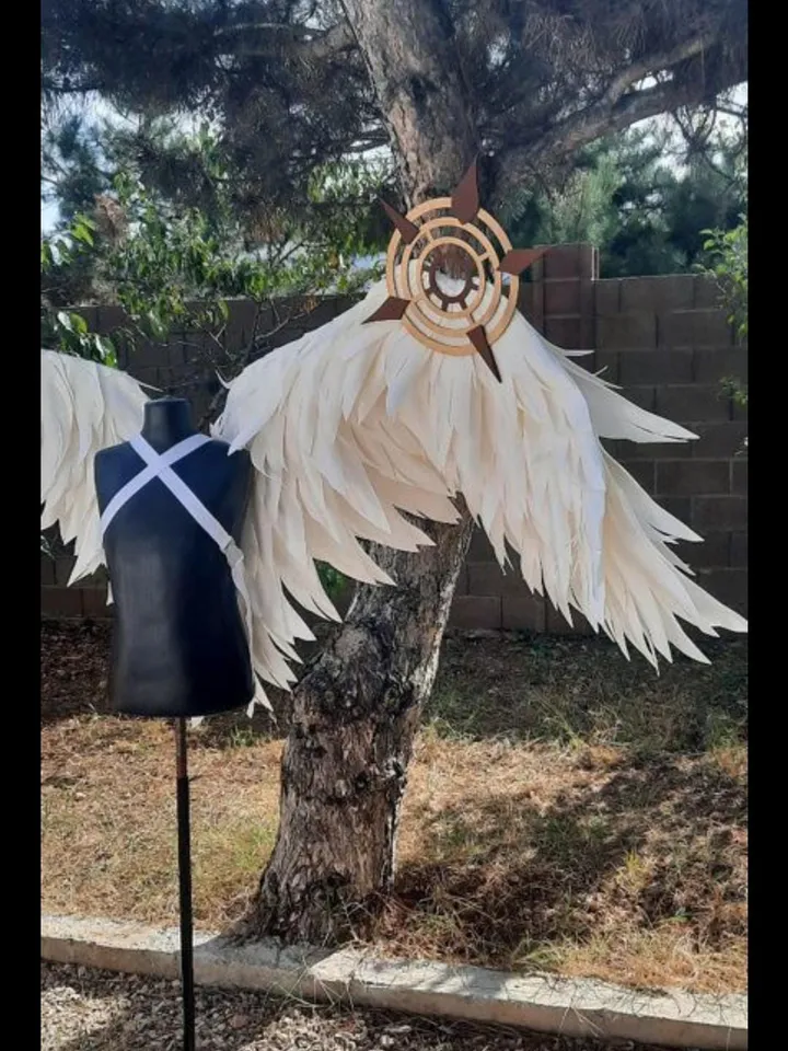 wings Venti, cosplay Venti, archon, wings on Halloween, angel wings, white wings, Genshin cosplay, Genshin Impact Venti cosplay