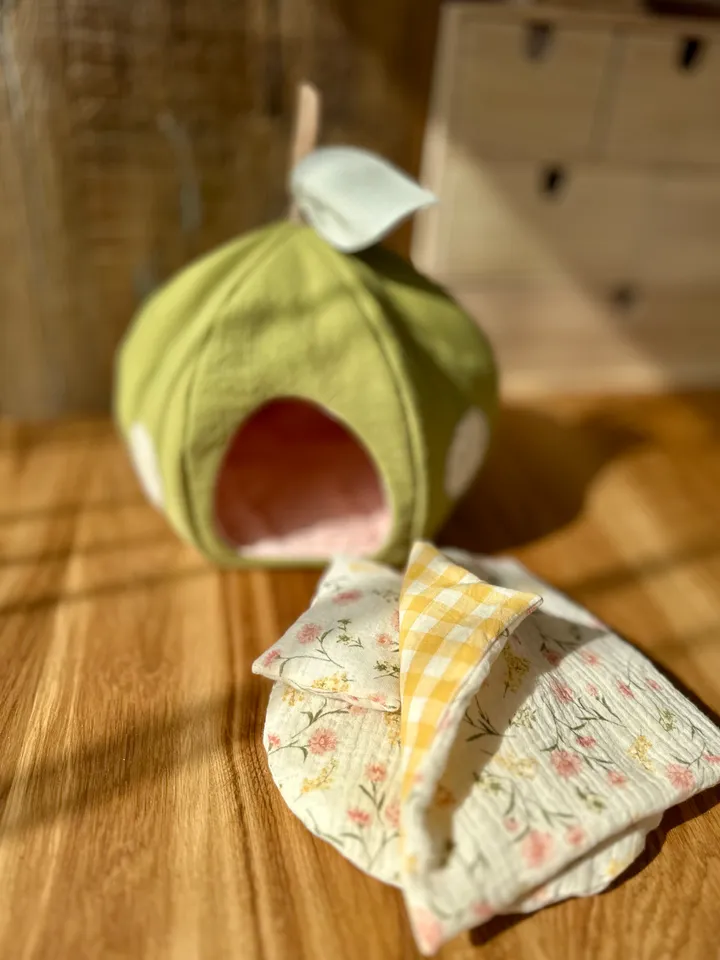 21 cm~8“ Apple House
SEWING PDF PATTERN