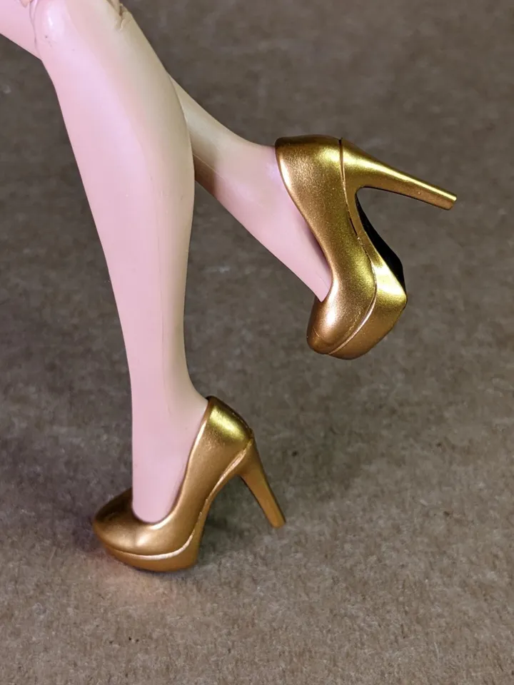Gold heels shoes for fashion female dolls (Color Infusion, MH)