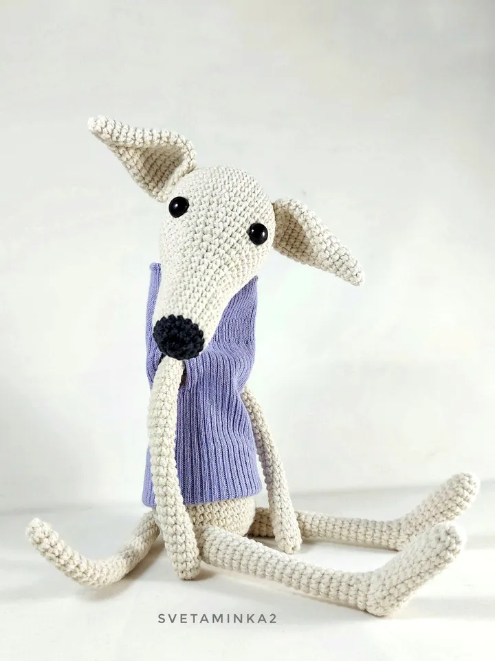 Crochet Pattern Greyhound in 'clothes' out of socks, Amigurumi Dog Whippet, Italian Greyhound, Galgo, Sighthound, Lurcher. Digital Download. PDF.