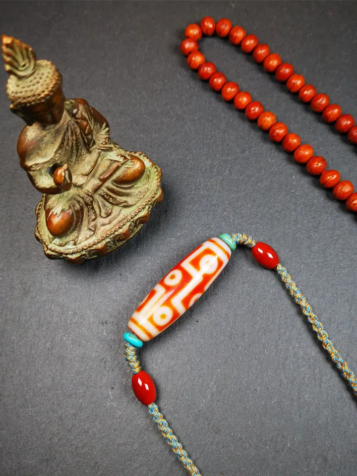 Gandhanra Unique Tibetan Fire Agate 9 Eyes Dzi Bead Necklace,1.93&quot; x 0.59&quot;