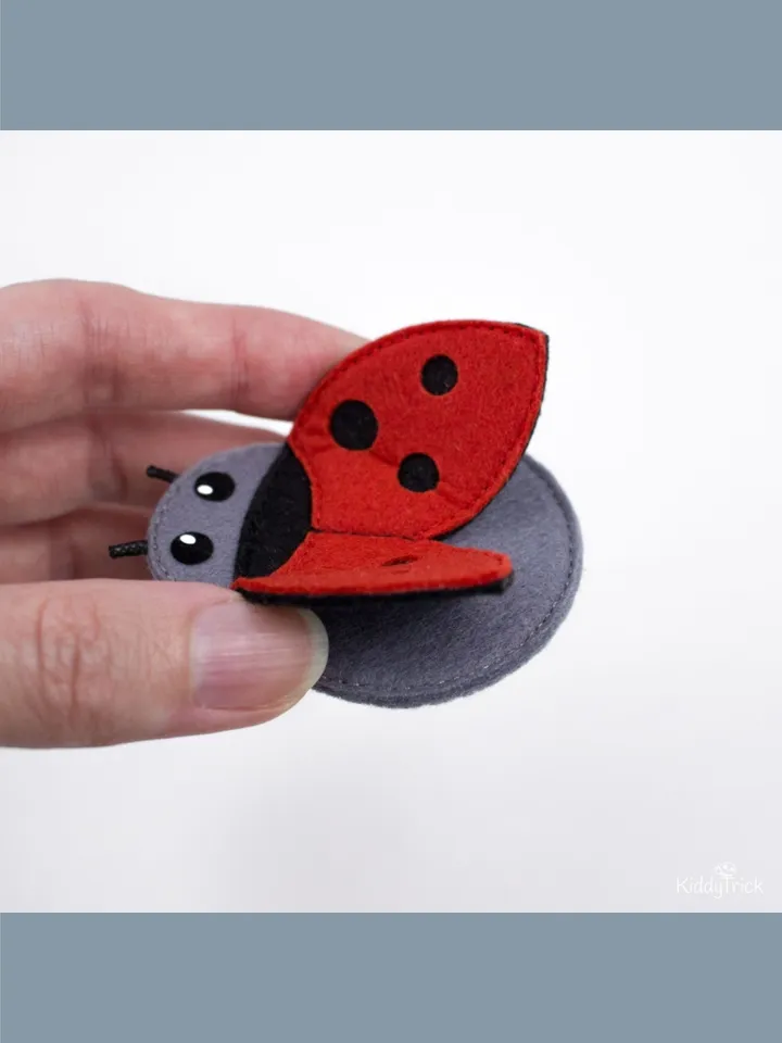 Day and Night - Felt Busy Book Page - Sewing Pattern