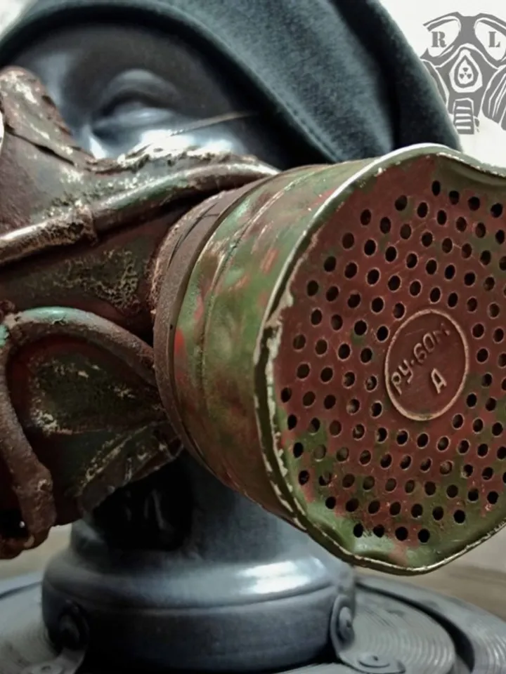 Made to order. Wasteland warrior respirator mask in post-apocalyptic style