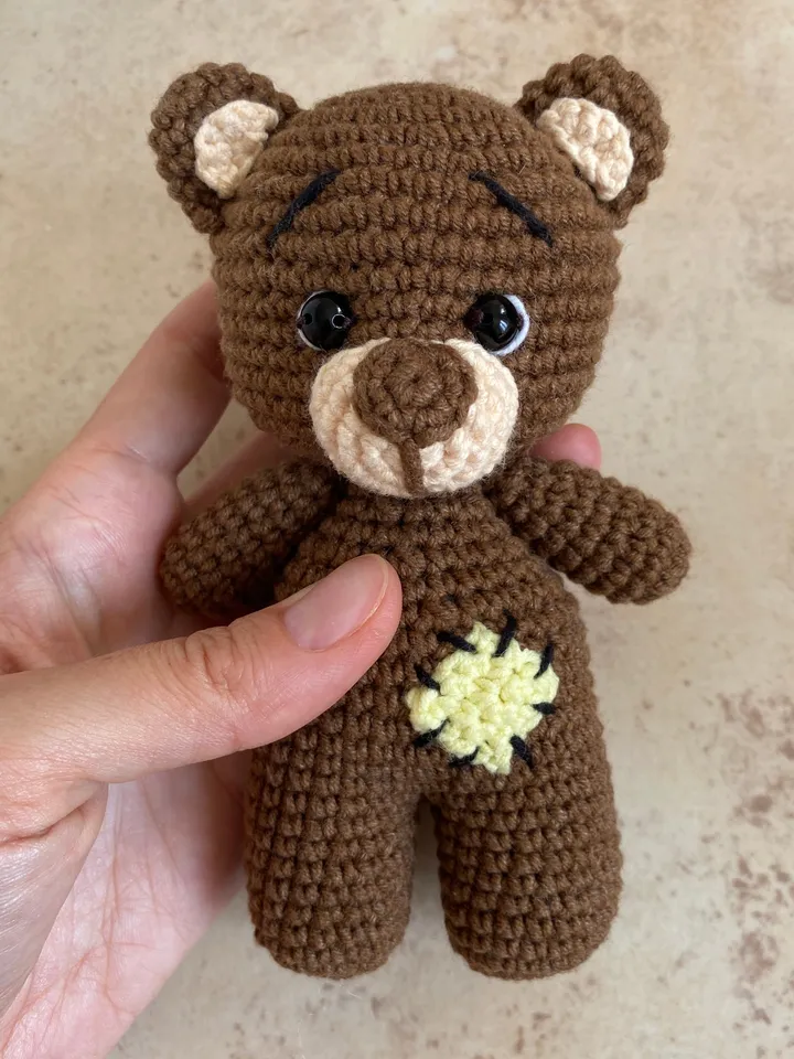 Crochet pattern Bear in basket - Amigurumi teddy bear pattern in baby carrier - jude cradle - English Pdf tutorial