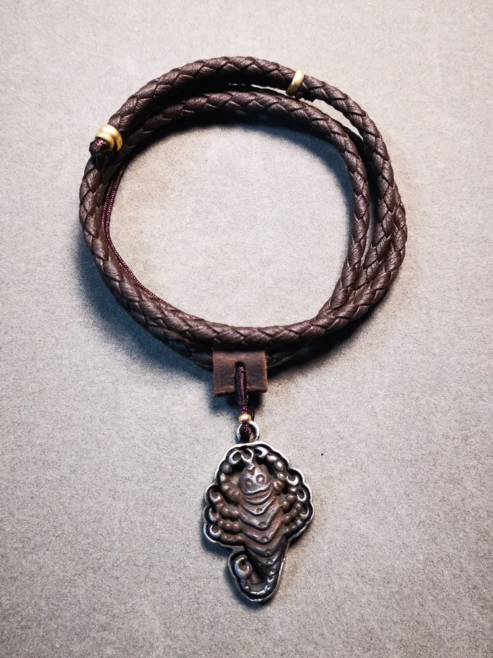 Gandhanra Handmade Tibetan Amulet,Scorpion Guru of Padmasambhava, Scorpion Totem, Buddhist Tailsman,Made of Thokcha,Inlaid With Silver