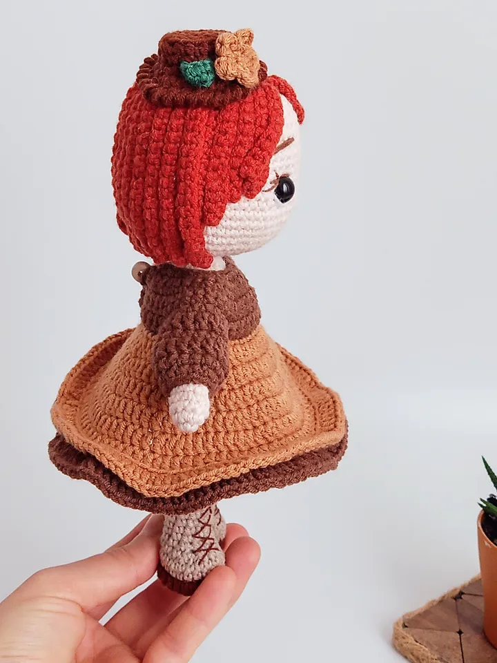 Handmade Crochet Doll, Customizable Amigurumi Stuffed Toy, Personalized Plush Doll, Unique Gift for Kids