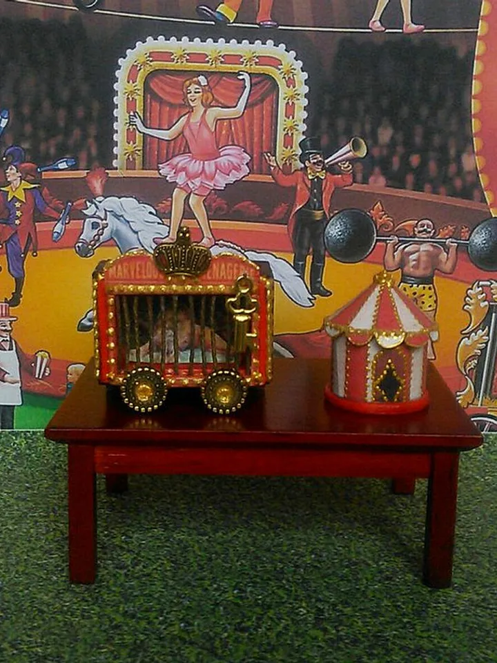 Doll circus. Animals in circus. A cage with animals.1:12 scale