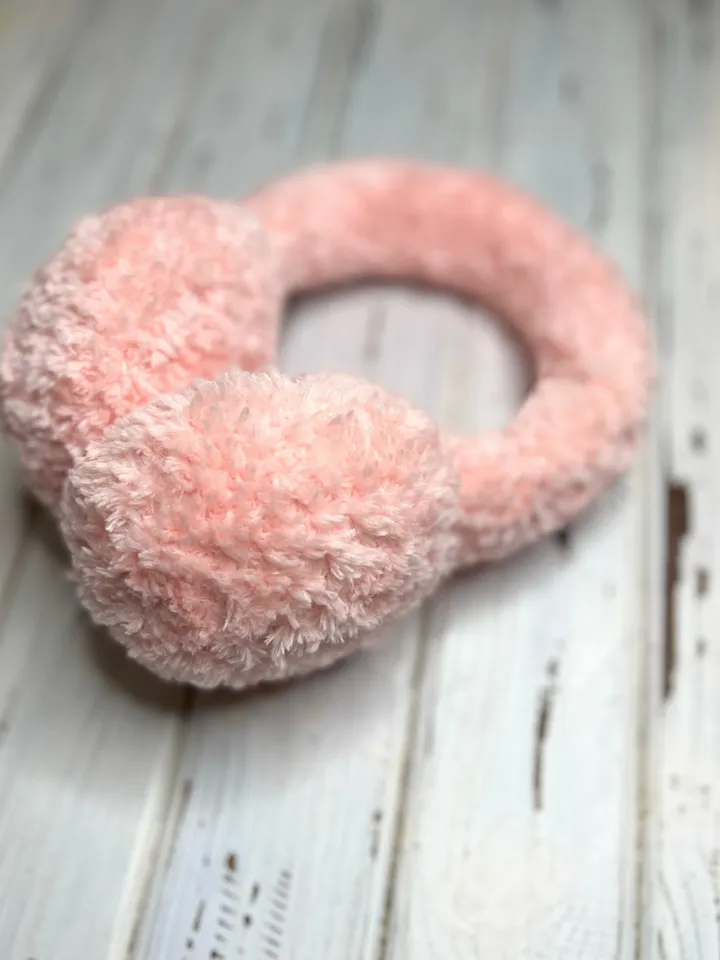 Earmuffs crochet pattern PDF, fur headband, headphones, headset digital instant download