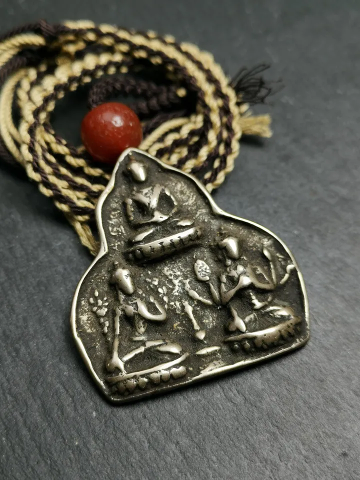 Gandhanra Vintage Tibetan Buddha Statue Pendant,3 Longevity Bodhisattvas - Amitayus,White Tara,Unisavijaya,Protective Amulet,40 Years Old