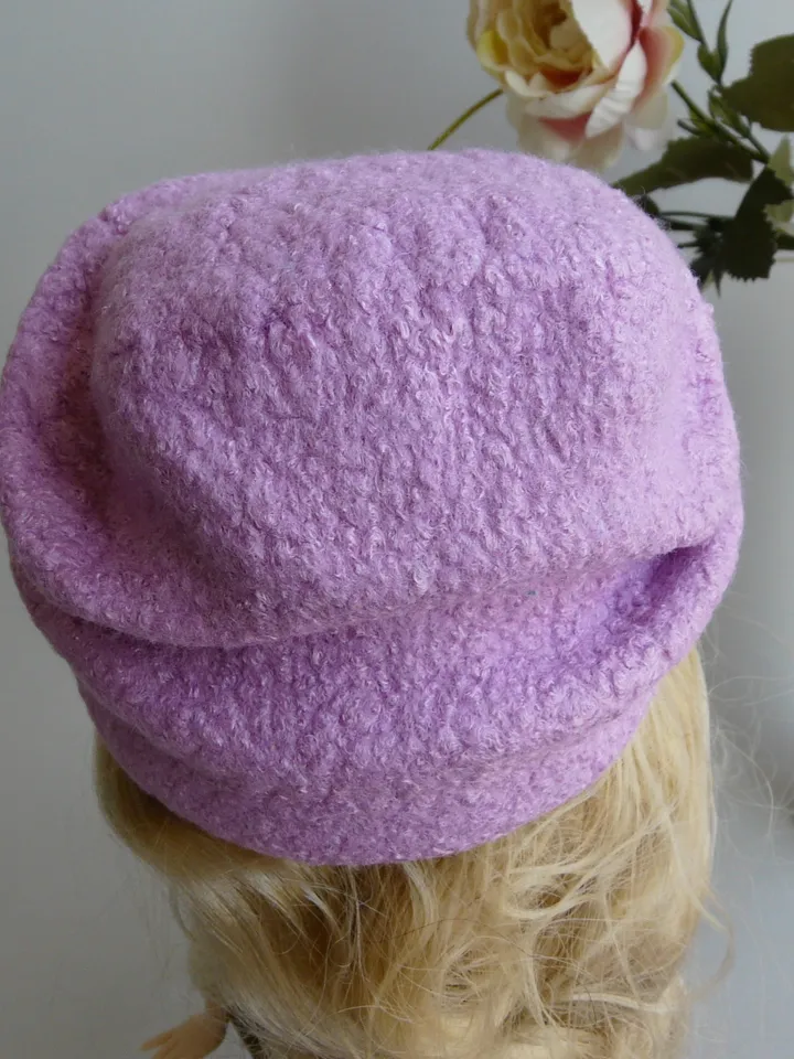 Blythe hat with embroidery