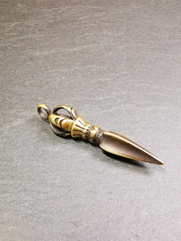 Gandhanra Handmade Tibetan Amulet Necklace,Kila(Dorje Phurba) , Trantic Buddhism Ritual Implement Pendant,Made of Brass,1.96&quot;