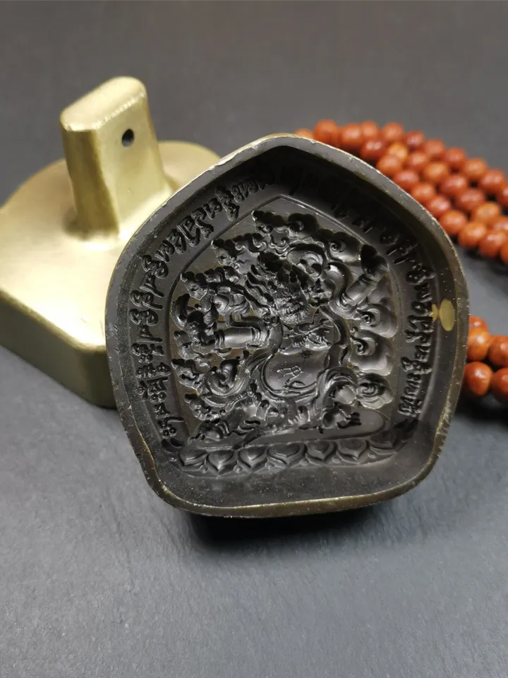 Gandhanra Tibetan Buddha Statue Tsa Tsa Mold, Vajrapani Tsha Tsha Mould For Making Clay Statue,2.95" × 2.6"
