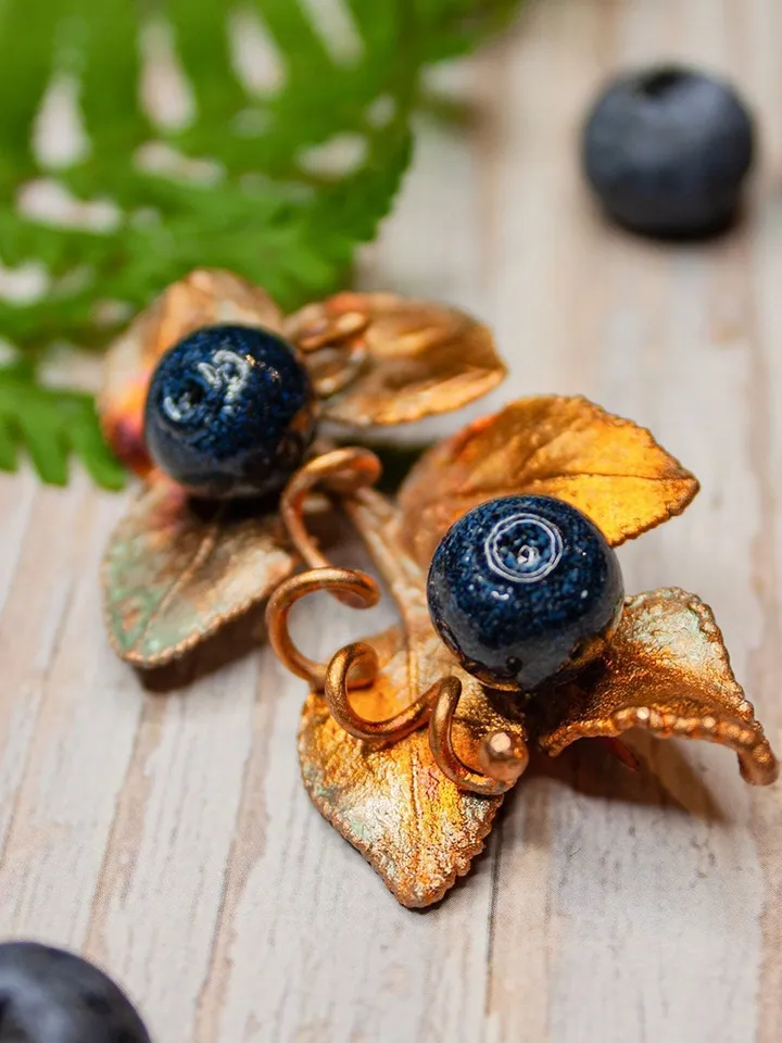 Blueberry brooch Small leaf brooch Murano glass blueberry Copper brooch Anniversary gift idea Forest brooch Elven jewelry