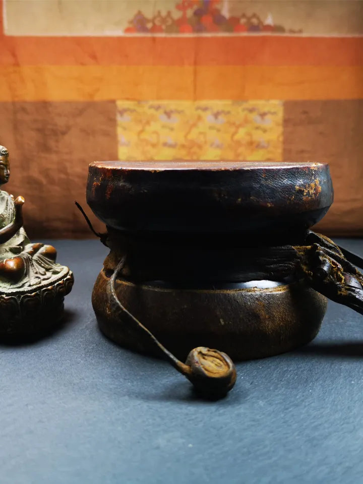 Gandhanra Vintage Tibetan Tantric Buddhist Ritual Implement Chod Drum,Damaru,Religious Ceremonial,4.15",80 Years Old.