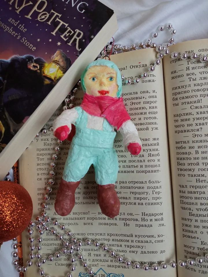 Charming Cotton Toy Boy - Festive Ornament for Tree or Room Decor
Handmade. Christmas tree toy
Xmas gifts