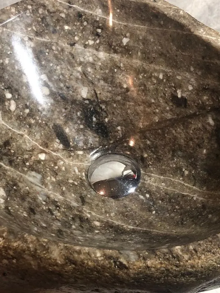 Exclusive shell river stone