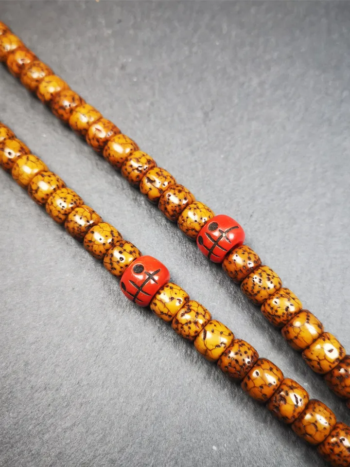 Gandhanra Old Plastic Skull Master Beads,Marker Beads for Mala Necklace,Prayer Beads Accessories,0.4&quot; × 0.3&quot;