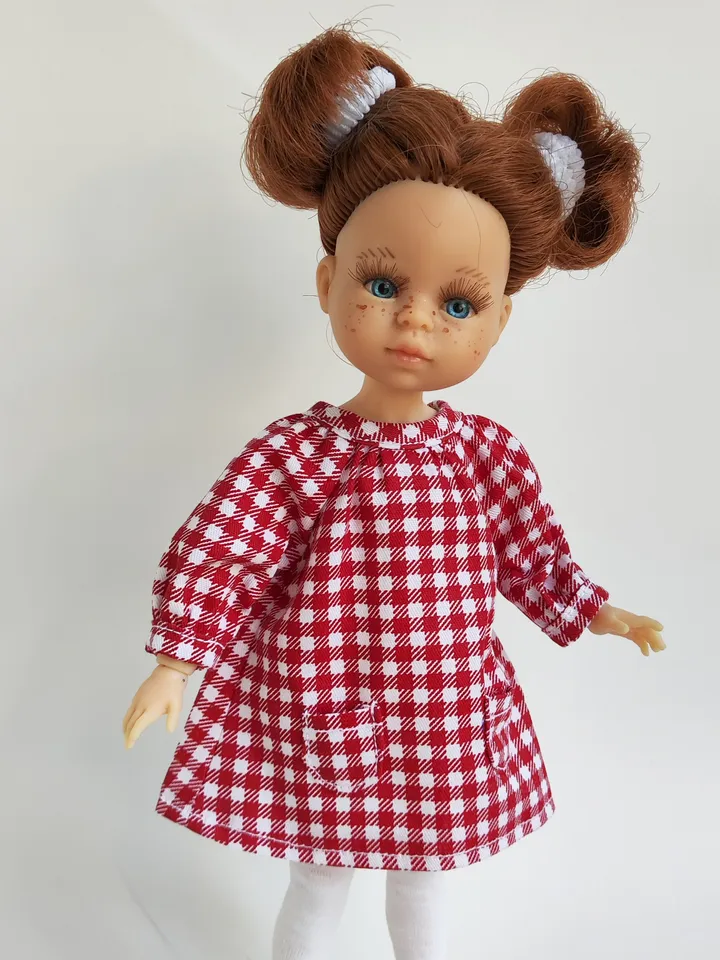 PDF sewing pattern for mini Paola Reina dolls.