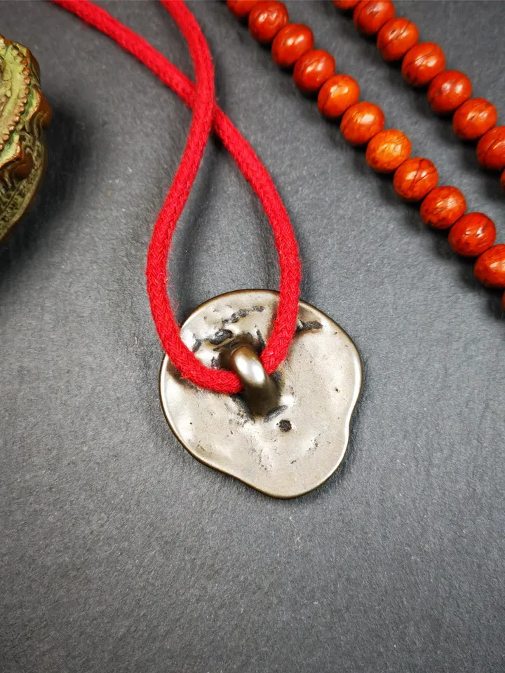 Gandhanra Unique Tibetan Buddhist Amulet Garuda,Garula,Suparna,Golden-winged Bird Pendant,Made of Thokcha,1.54"