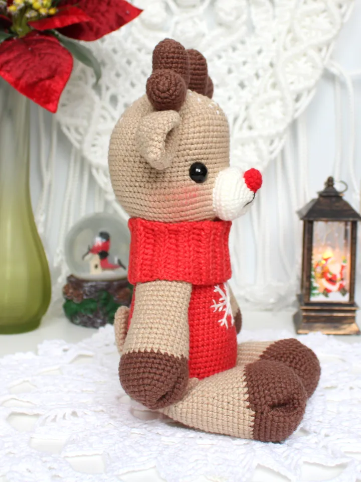 Crochet deer pattern in English Reindeer Christmas toy amigurumi crochet tutorial