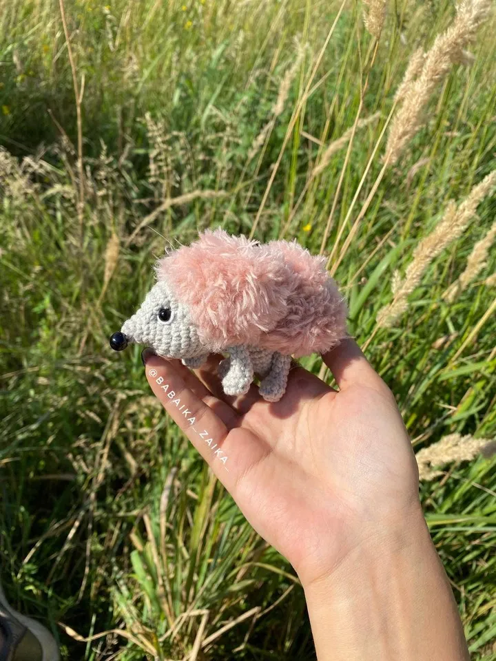 PDF Crochet pattern Hedgehog, Amigurumi pattern, Crochet Cute Funny Animal, Forest animal, Realistic amigurumi pattern
