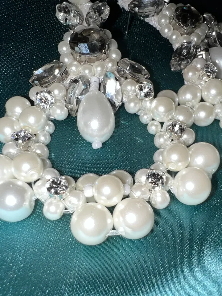Bridal Pearl Cluster Cameo Earrings