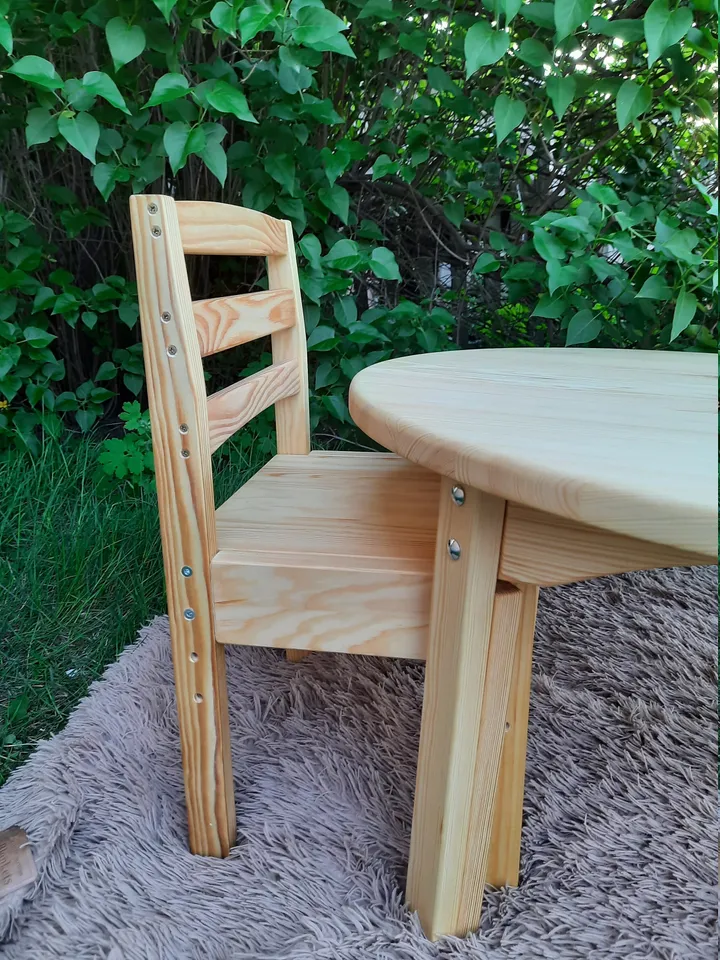 Children's table round adjustable 3 height Montessori furniture 100% natural wood Child, kids and toddler table Waldorf table Gift for kids
