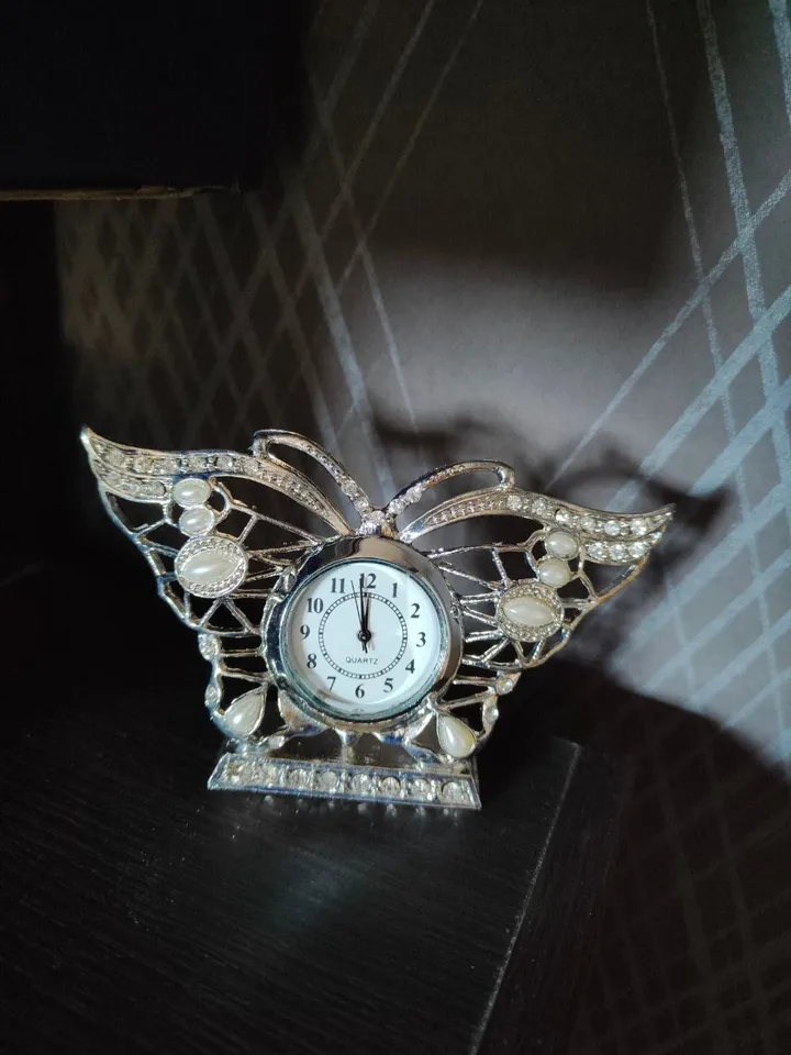 Miniature boudoir clocks,Vintage clock,quartz watch,Butterflyco style,metal watches,watches for collection,antique watch,clockwork hook