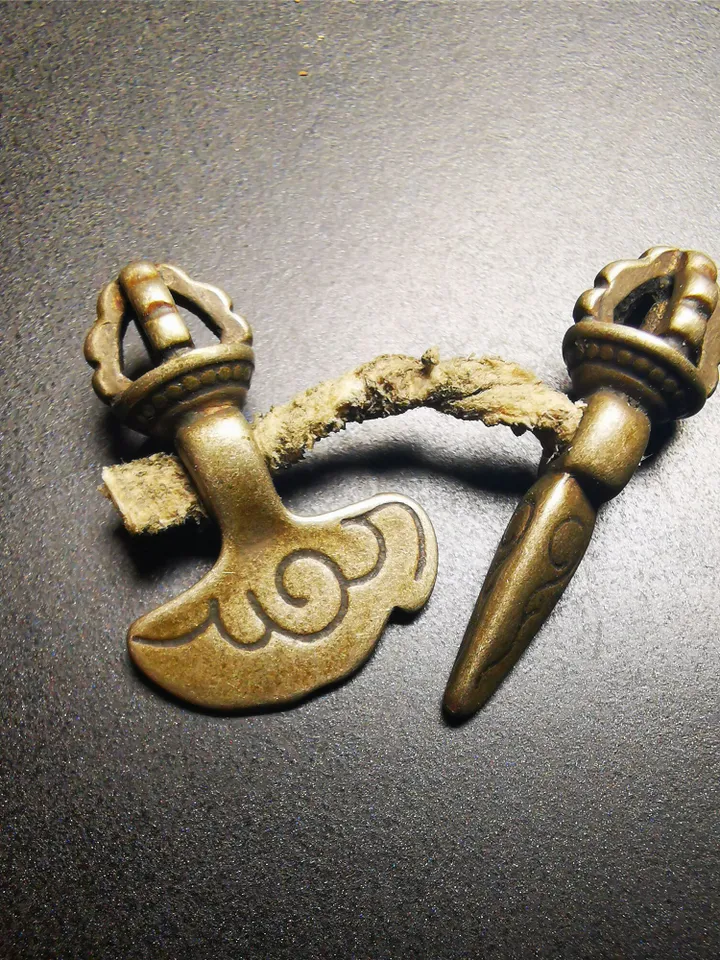 Gandhanra Antique Tibetan Amulet,Mini Phurba and Kartika(knife of the dakinis) ,for Prayer Bead Counter,Mala Accessories