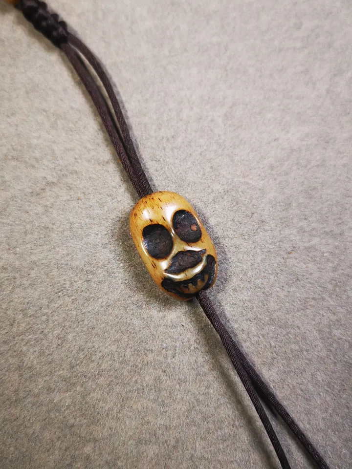 Gandhanra Handmade Tibetan Bone Carved Amulet,Skull Citipati Bead for Mala,Prayer Beads Accessories