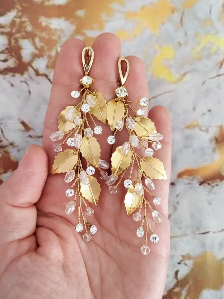 Swarovski Crystal Wedding Earrings Statement Leaf Floral Bridal Earrings Gold Bohemian Jewelry Long Boho Earrings Chandelier Bridal Earrings