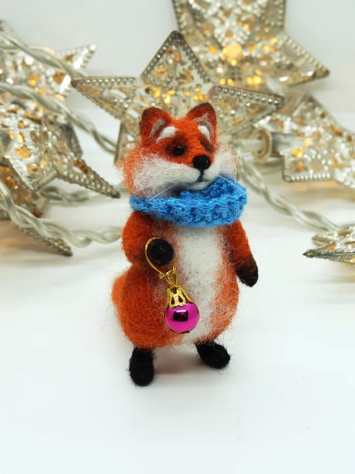 Rooney the fox, miniature needle felted animal, gift for Christmas, made to order