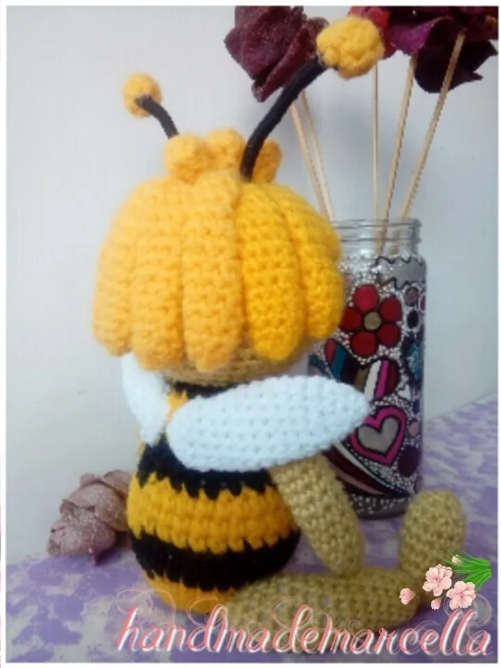 Maya the Bee β Handmade Amigurumi Doll
