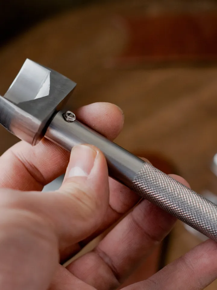 Leather Belt End Cutter: U-Style Edge Tool