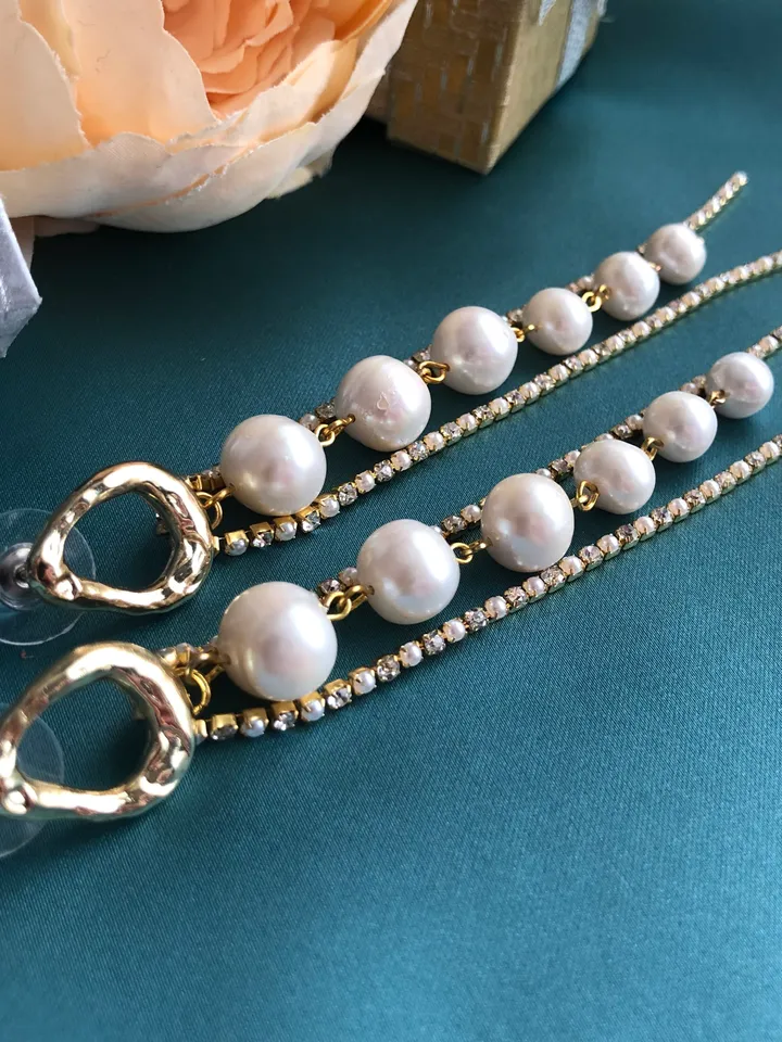 Natural Pearl Drop Earrings