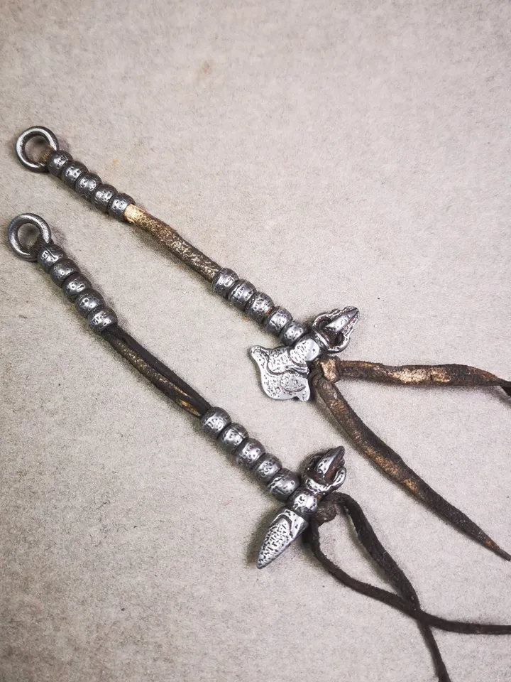 Gandhanra Handmade Tibetan Buddhist Mala Counters,Prayer Bead Counters,with Kartika and Kila Pendant, Made of Cold Iron