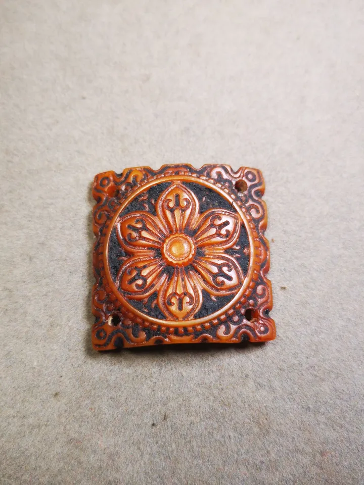 Gandhanra Yak Bone Carved Mandala Amulet Badge, Tibetan Buddhist Prayer Wheel Pendant,Dharma Chakra