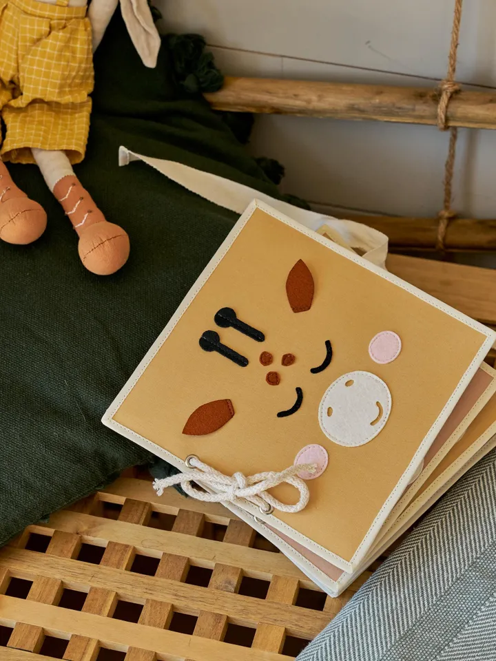 Rainbow felt quiet books, baby activity busy book, soft sensory busy book, felt travel toys, kinderkrama