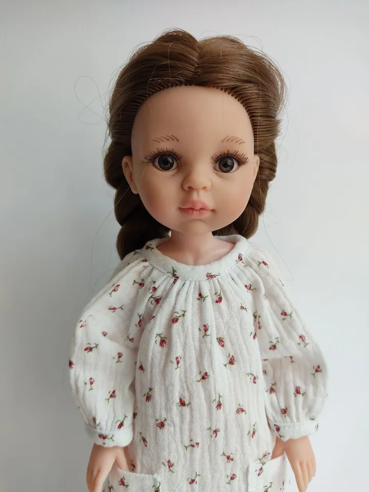 PDF sewing pattern for Paola Reina dolls.