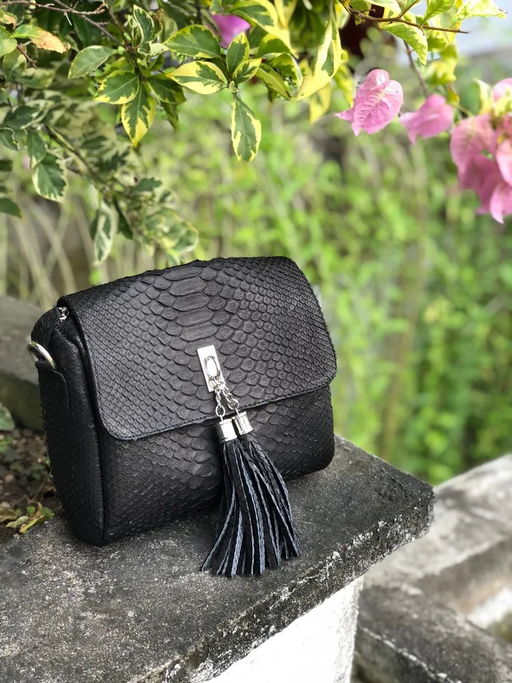 Genuine Python Skin Classy Crossbody Chain Bag Handmade | Tassel Bag Python Leather Detachable Chain Clutch Black Classy Elegant Purse Style