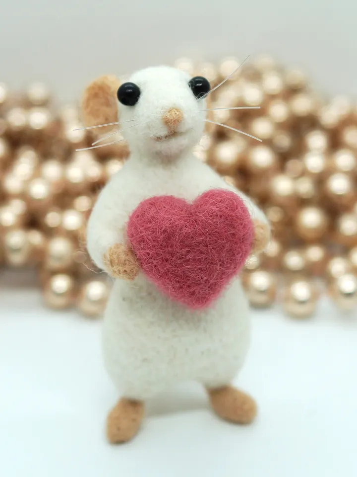 Jerry the mouse, miniature needle felted mouse with a heart, made to order