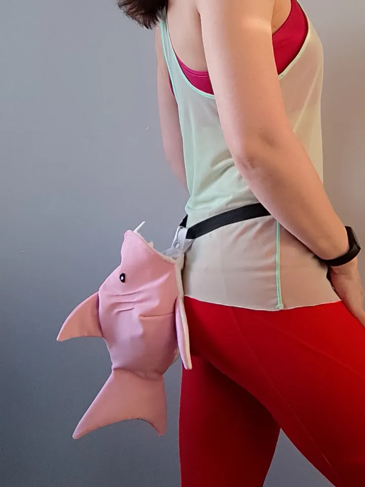 Chalk bag Shark Pink for rock climbing