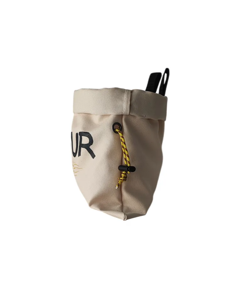 Chalk bag Flour for rock climbing and bouldering