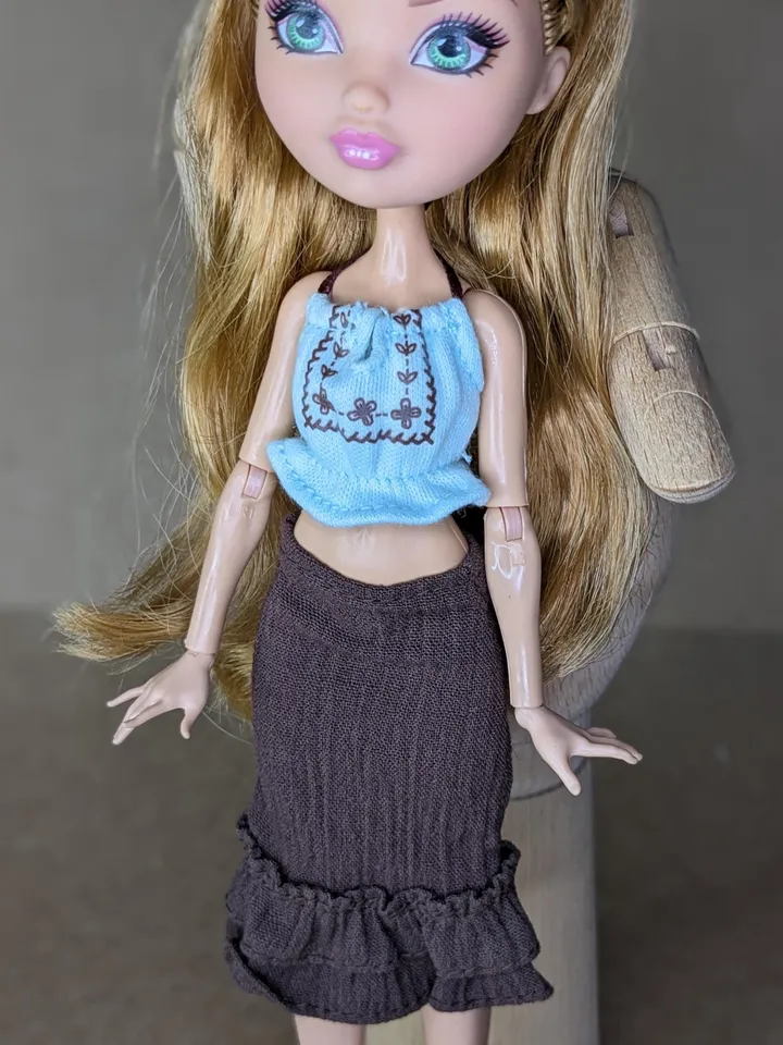 Top & skirt for 10.5-inch female dolls (MH, EAH)
